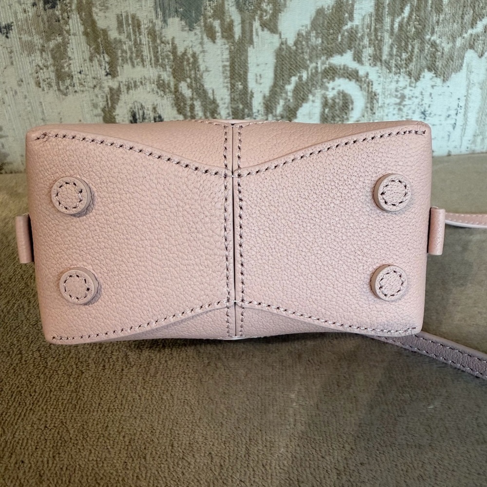 New Tiffany & Co. Blush Pink Mini Return to Tiffany Heart Bag with Silver Chain - Picture 5 of 7